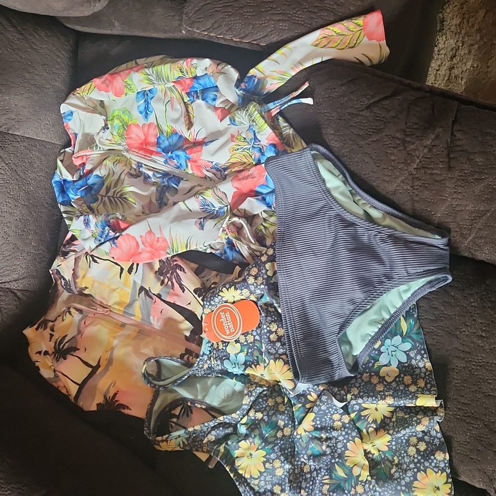 Youth swimsuits, bundle of 3